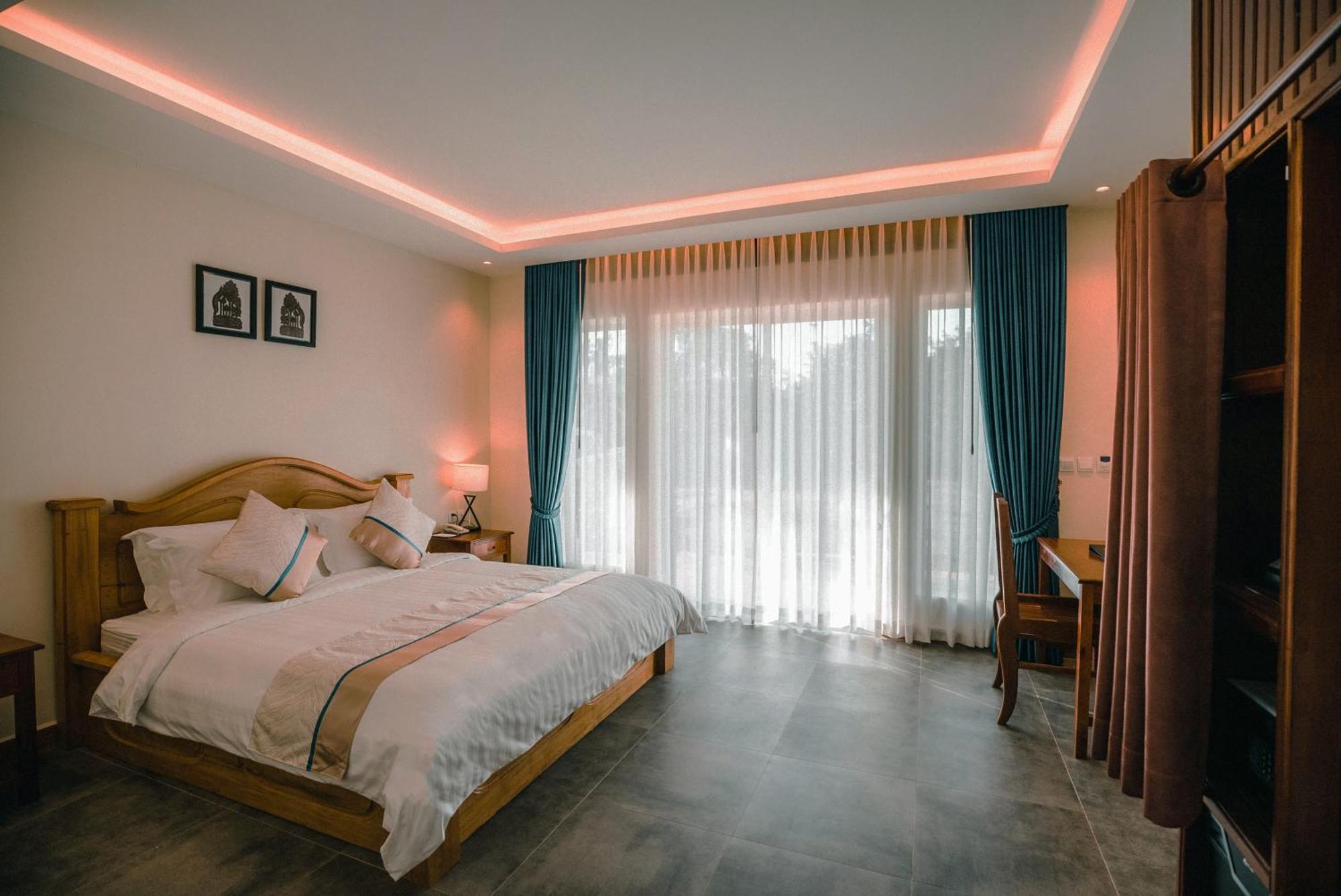 Sokchea Kampot Hotel Екстериор снимка