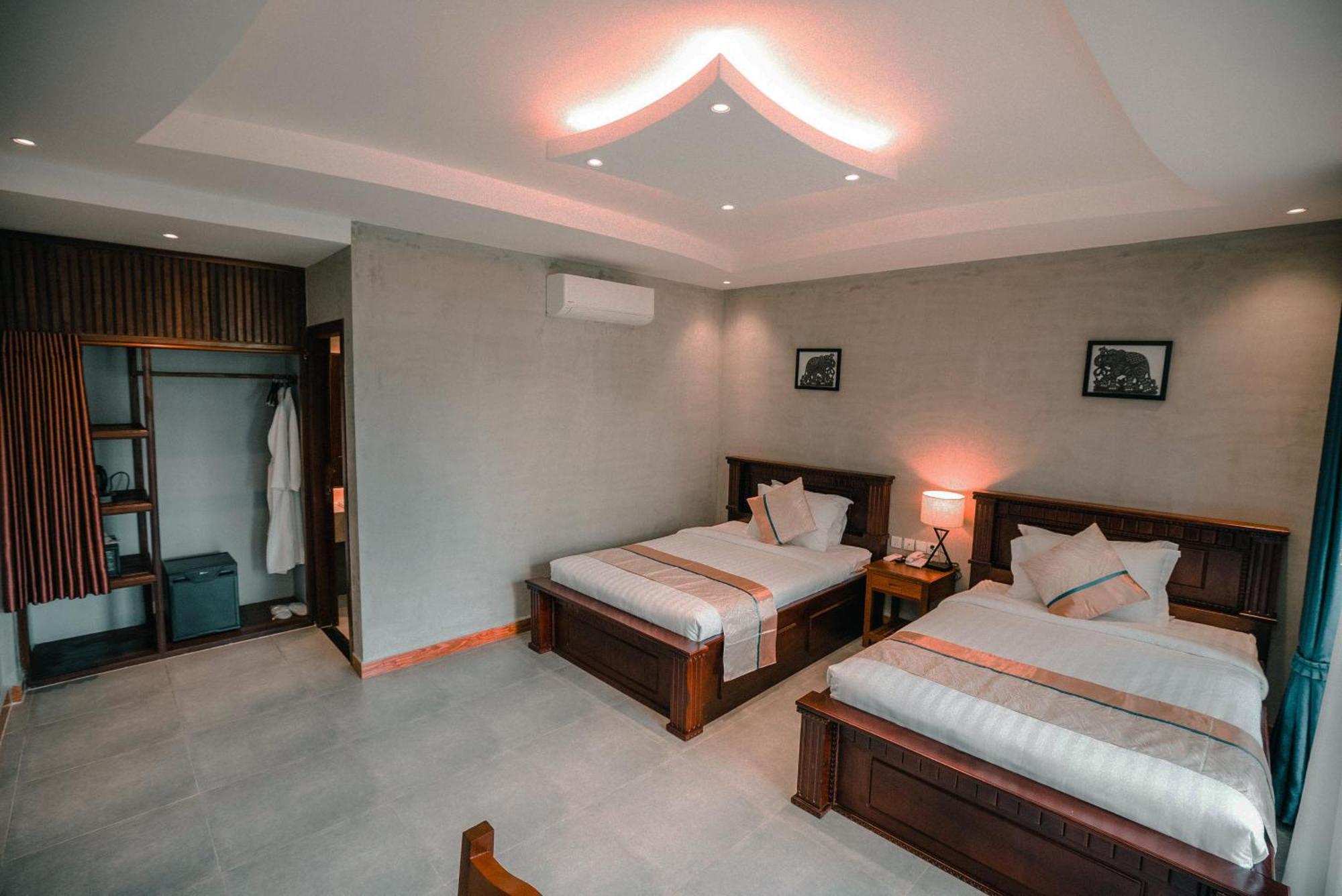 Sokchea Kampot Hotel Екстериор снимка