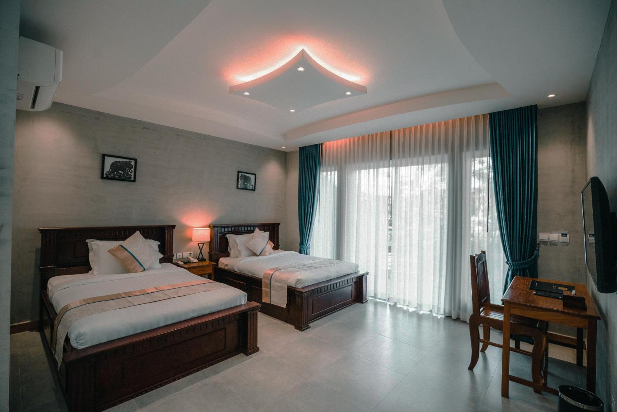 Sokchea Kampot Hotel Екстериор снимка