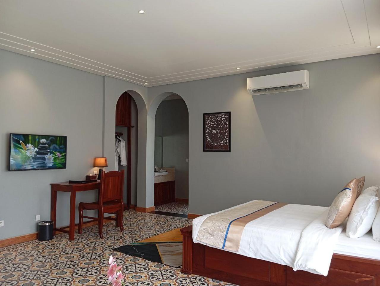 Sokchea Kampot Hotel Екстериор снимка