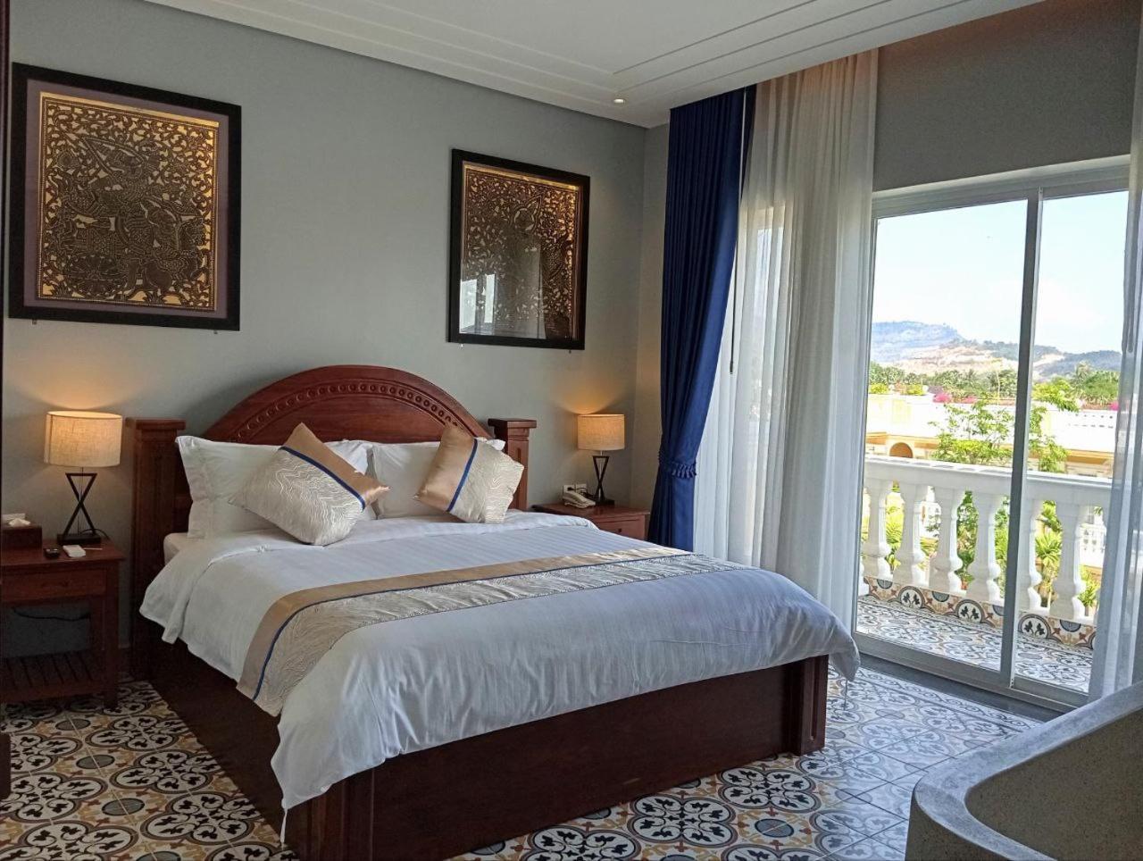 Sokchea Kampot Hotel Екстериор снимка