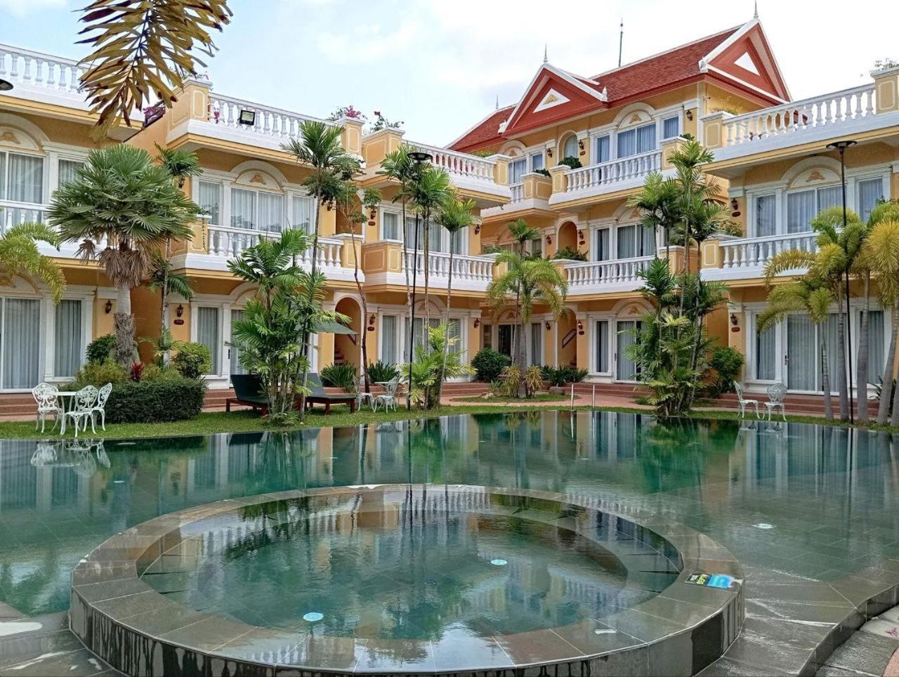 Sokchea Kampot Hotel Екстериор снимка
