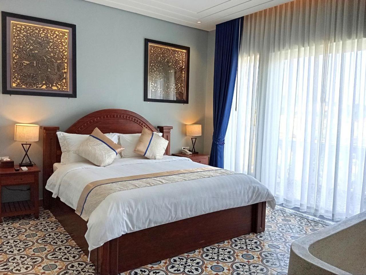 Sokchea Kampot Hotel Екстериор снимка