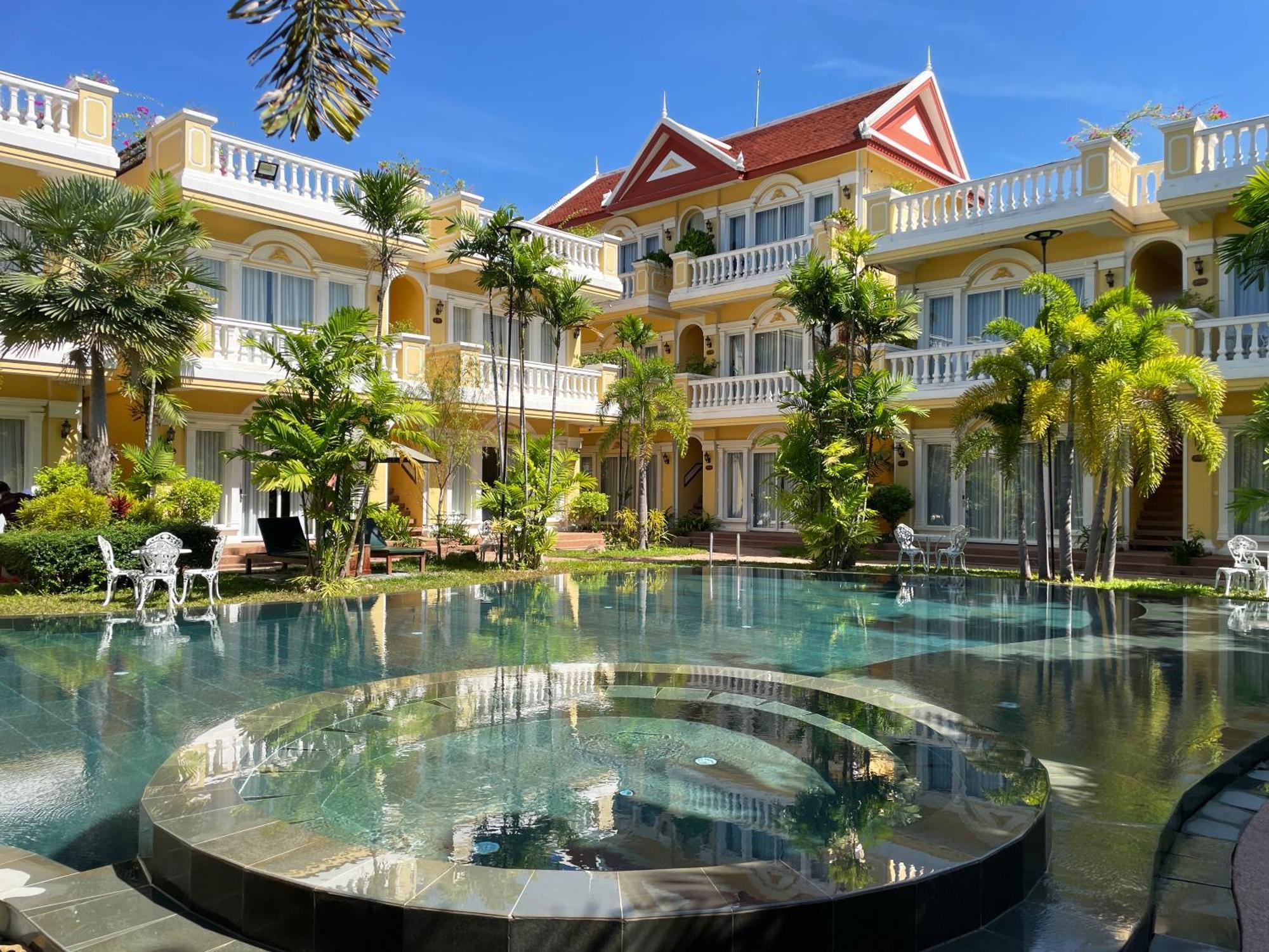 Sokchea Kampot Hotel Екстериор снимка